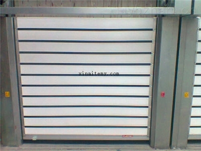 哈尔滨高速堆积门 新艾特在工业门领域的创新应用